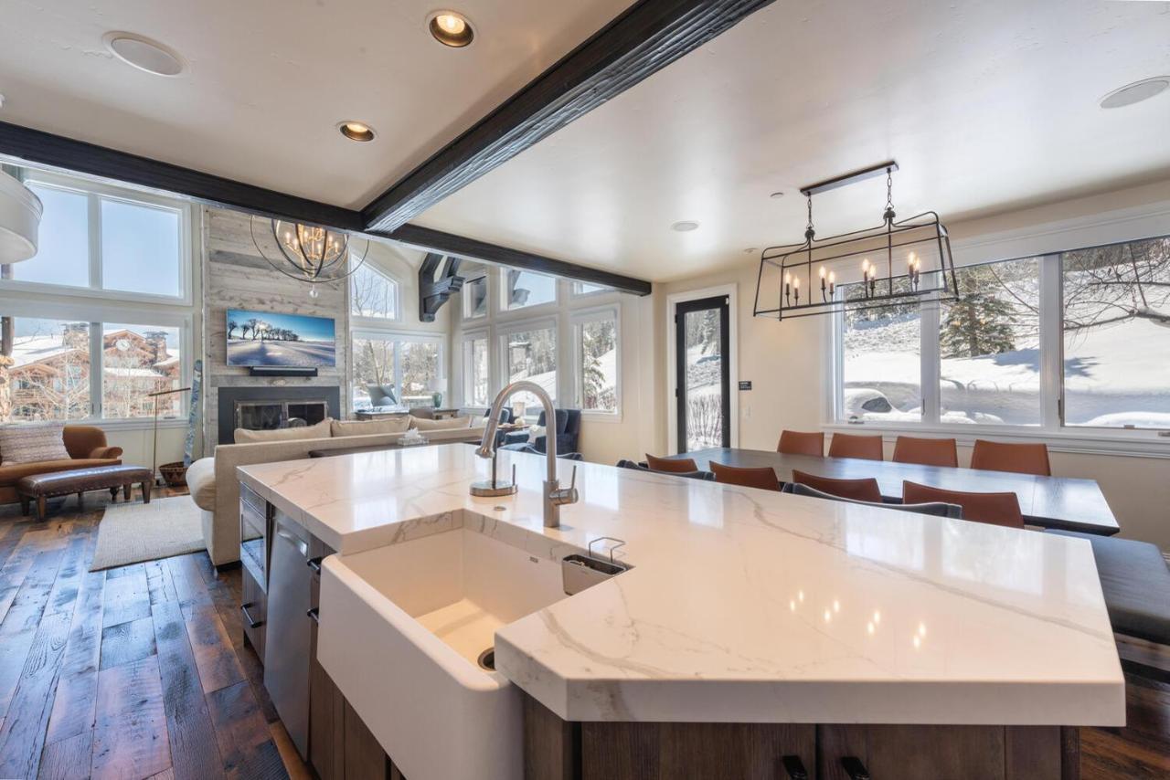 Deer Valley Luxury Home, Outdoor Seating, Hot Tub بارك سيتي المظهر الخارجي الصورة