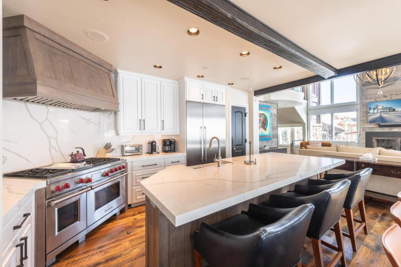 Deer Valley Luxury Home, Outdoor Seating, Hot Tub بارك سيتي المظهر الخارجي الصورة